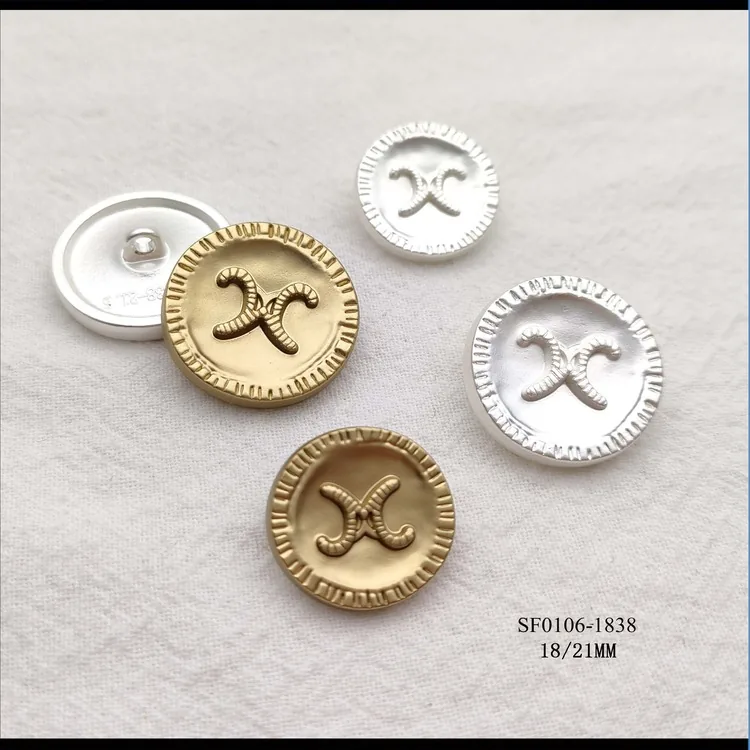 Metal buttons — style 10 by Senfa Mfg