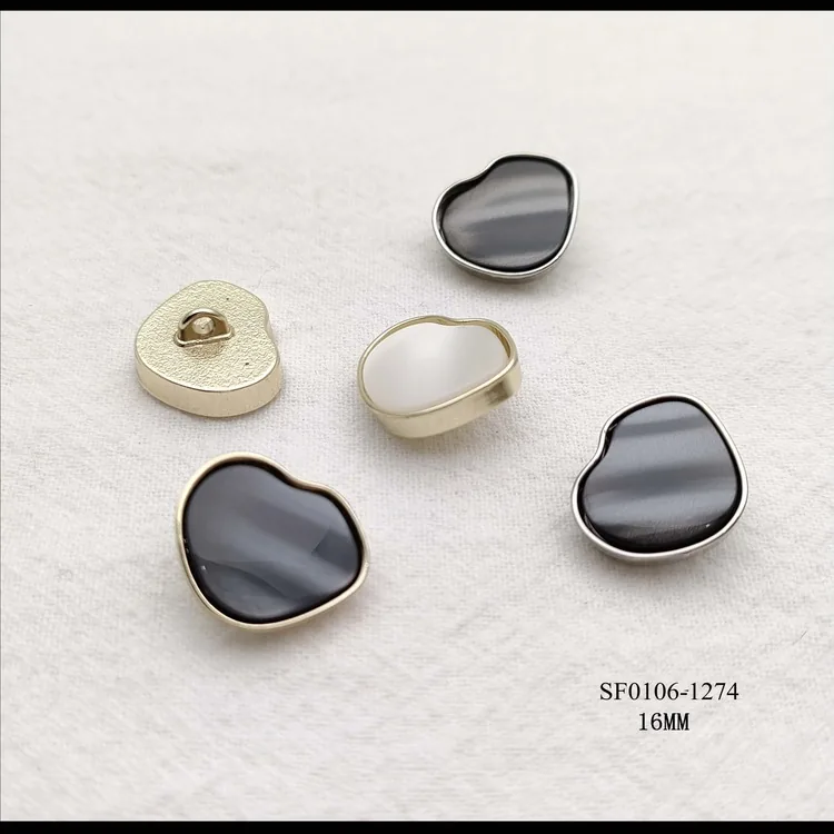 Metal buttons — style 79 by Senfa Mfg